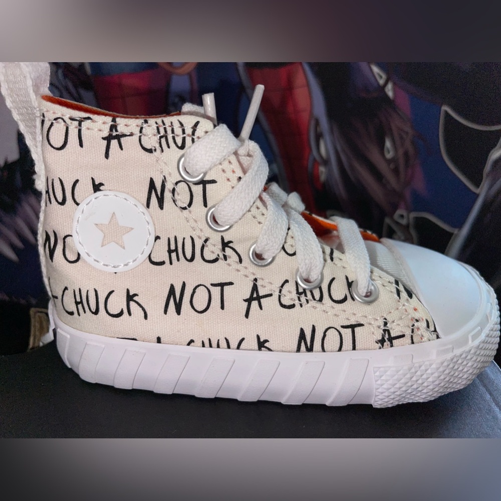 Converse - Picture 9 of 13